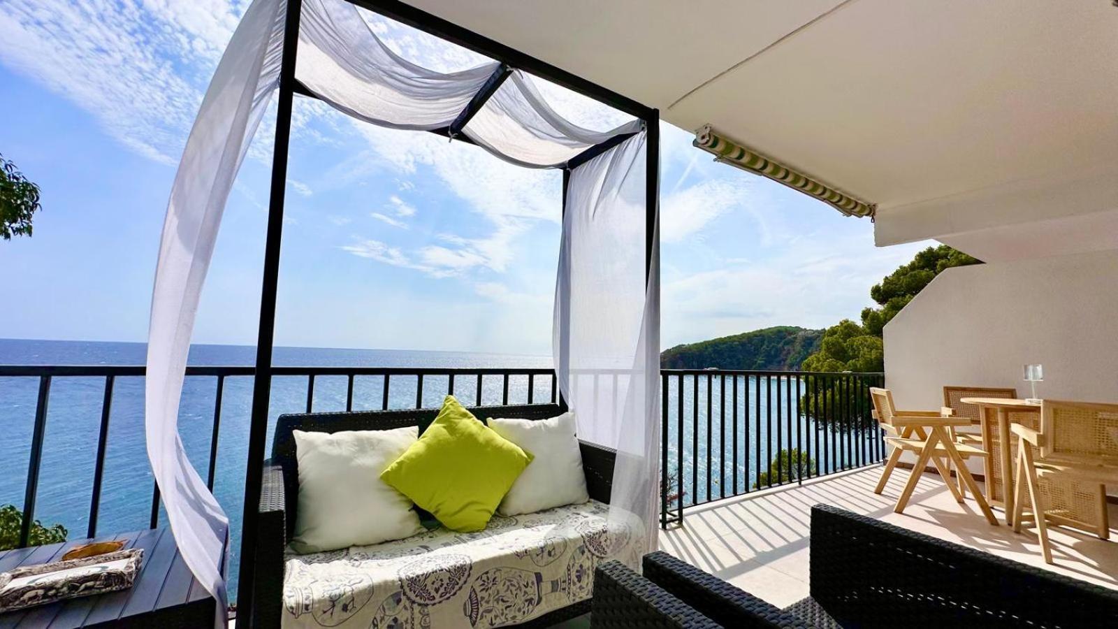 Unparalleled Sea View Tossa de Mar Exterior photo